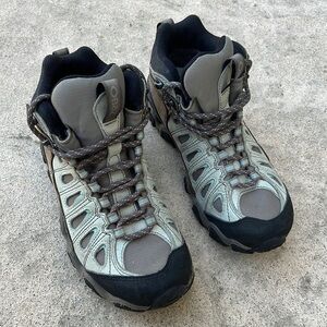 Oboz Sawtooth II Mid Waterproof Women's Hiking Boots Size 6.5